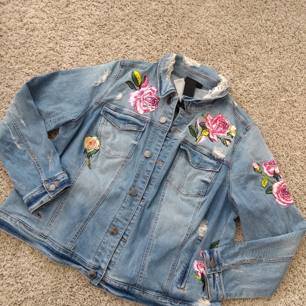 Lane Bryant sz 20 Embroidered Jean Jacket